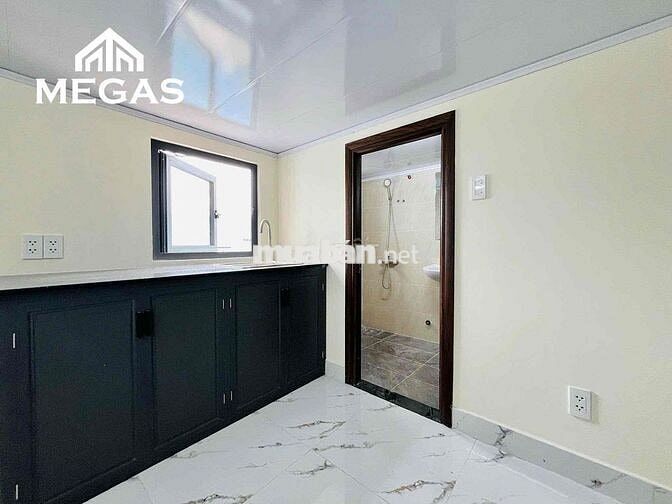 phòng trọ MỚI 100% rộng 30m2 ngay PHAN XÍCH LONG - giáp trung tâm