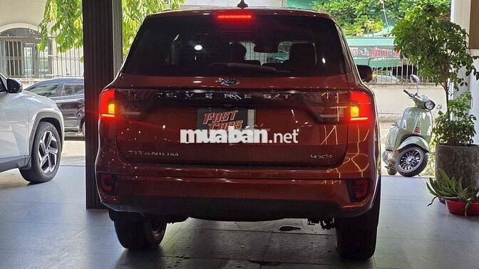 Ford Everest Titanium 4WD 2022 Đỏ cam không lỗi