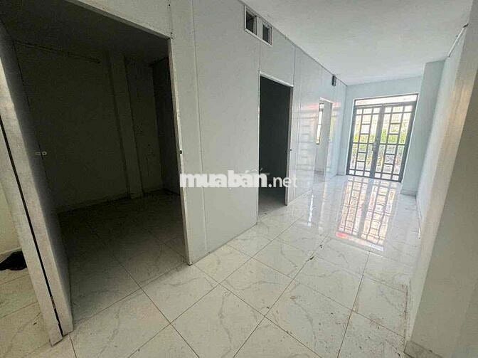 Cho thuê nhà mặt tiền đường kinh doanh Dương Bá Trạc Q8