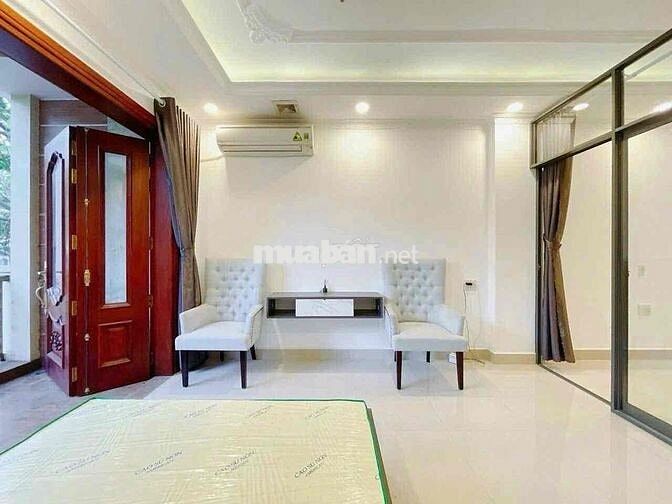 Căn hộ 50m2 1pn full nội thất mặt tiền Trần Quang Khải - Q1