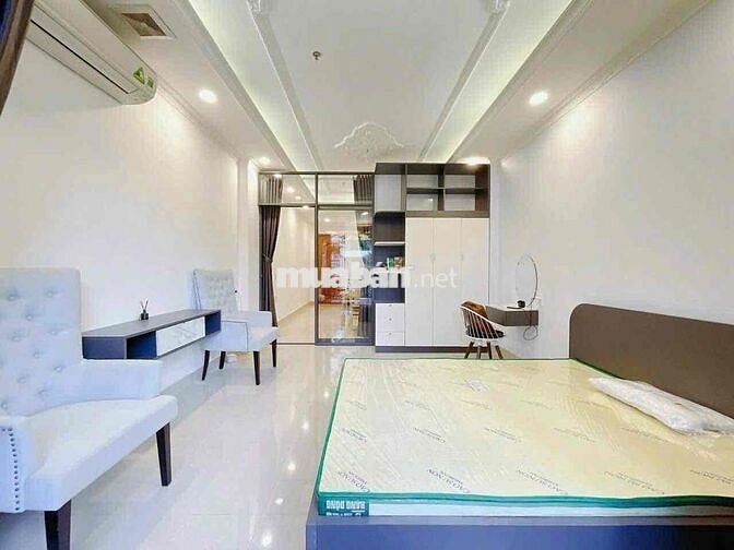 Căn hộ 50m2 1pn full nội thất mặt tiền Trần Quang Khải - Q1