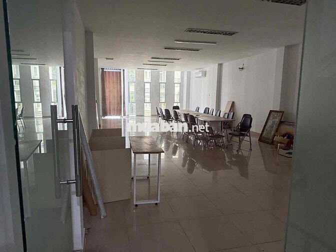 MẶT TIỀN NGUYỄN VĂN TỐ - 6 x 27 - HẦM 4 LẦU - TRỐNG SUỐT