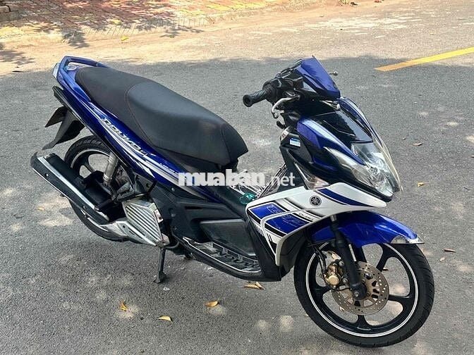 Yamaha Nouvo FI Xanh trắng