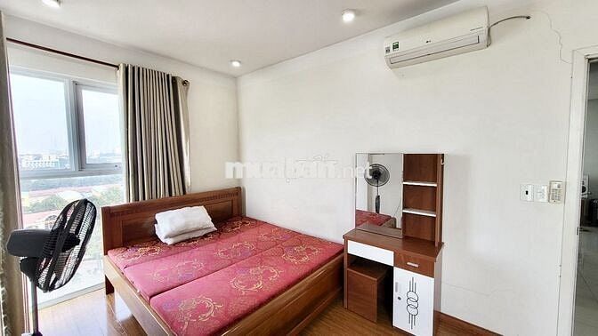 Bán căn hộ chung cư đường CMT8, Q10, 54m2, 2pn, 2.85 tỷ, sổ hồng