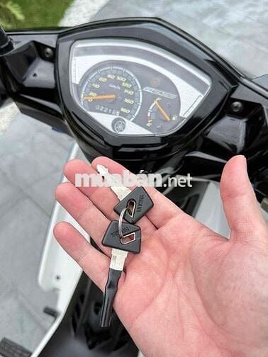 Spark 135i odo 2200 km 1 chủ siêu Cọp Giá ib