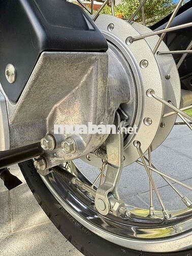 Click 125i Thái 2018 Mới 100% Bánh căm zin Giá ib