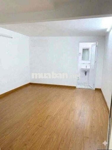Cho thuê nhà nguyên căn Đường Huỳnh Văn Bánh thích hợp ở và KD