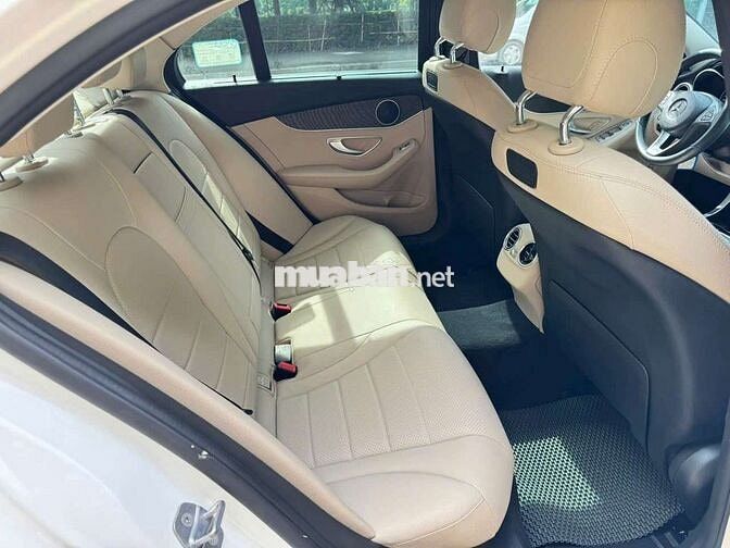 Mercedes C200 2017 zin 8 vạn