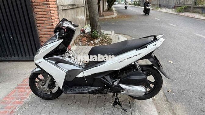 Honda Air Blade 2014
