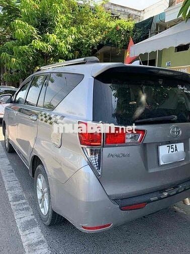 Toyota Innova 7 chỗ Bạc Xăng 2016 số sàn,Gốc Huế