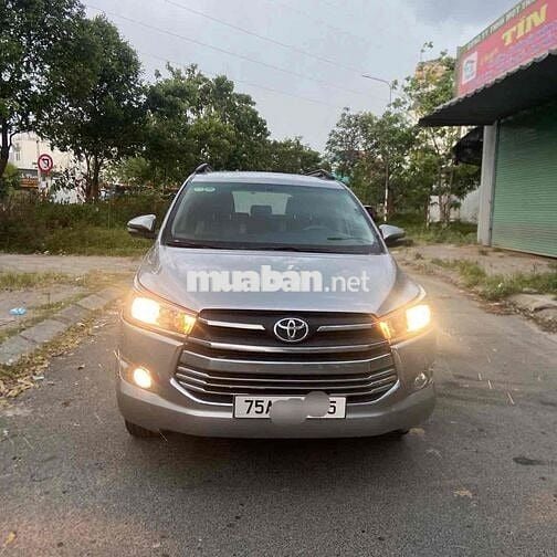Toyota Innova 7 chỗ Bạc Xăng 2016 số sàn,Gốc Huế
