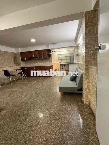 Phòng tên lửa đầy đủ nội thất giá rẻ đường số 7A sát siêu thị 3.5 tr