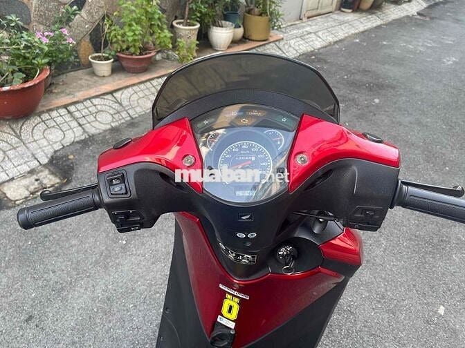 Honda SH 150i Italia Ý SM 106 2011 Đỏ đen Spoty 9C