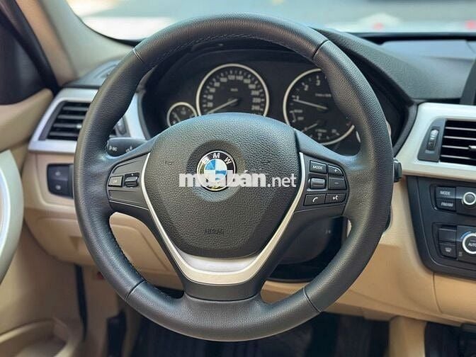 BMW 320i 2013 Trắng 130000 km