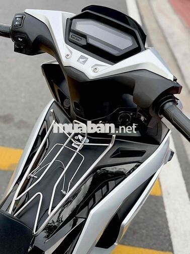 Winner X V3 ABS mẫu 2024 Bạc đen khoá smarkey bstp