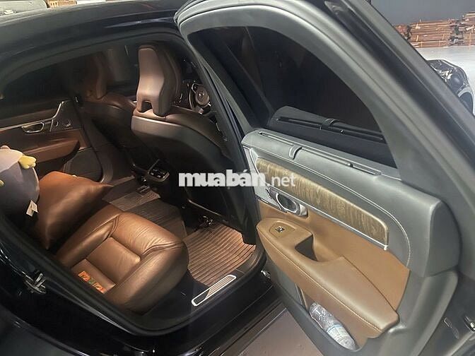 Volvo S90 Sedan Đen 50.000 km