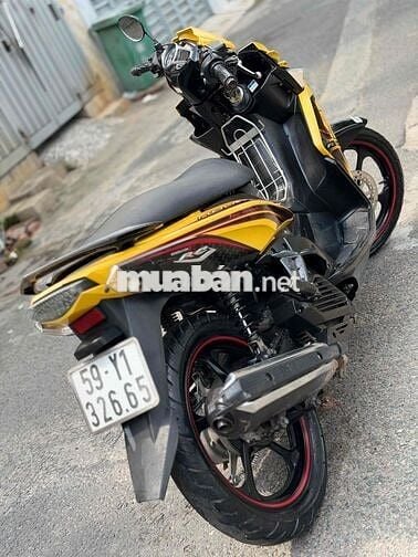 Yamaha Nouvo 5 fi 125cc 2012 Vàng - Chính Chủ