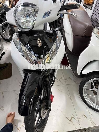 Honda SH Mode Đặc biệt Trắng đen Tự động khoá ga