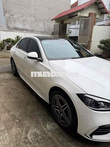 Mercedes Benz C Class 2023 C300 AMG - 6500 km