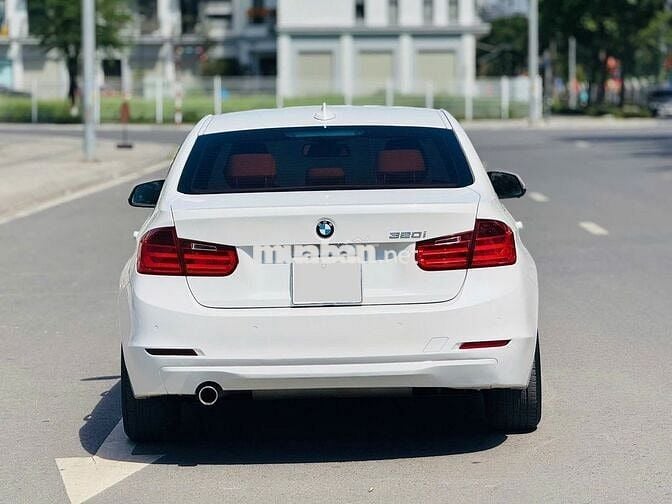 BMW 320i 2013 Trắng 130000 km