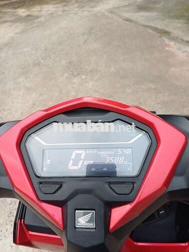 Honda Vario 2025 Đỏ đen 3588 km như mới  