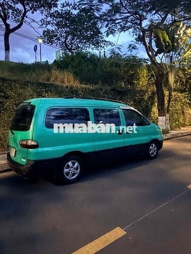 Hyundai Starex 2004 Xanh ngọc Số sàn