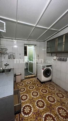 Cho thuê nhà ở tập thể C9 Kim Liên, phòng 311,312 Đường Lương Đình Của