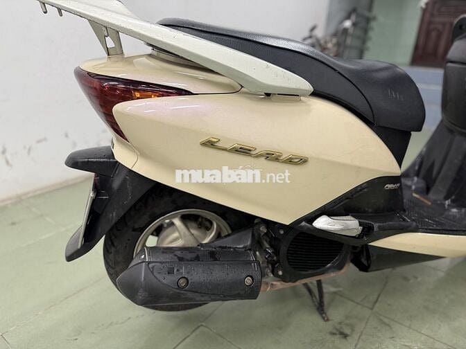 Honda Lead 110 Fi , máy rin đét, im như xe điện 