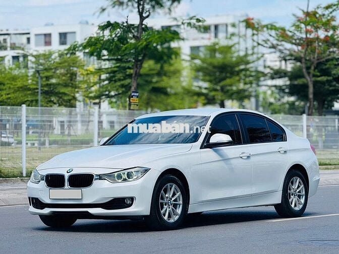 BMW 320i 2013 Trắng 130000 km