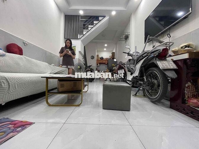 38m2 Ngay Lotte Nguyễn Văn Lượng 2 Tầng 2 PN 2 WC