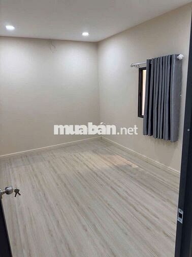 Nhà đẹp hẻm xe hơi ,gần chợ Thủ Đức ,sát PVD ,60M2 