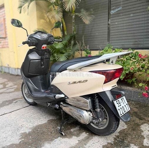 Honda Lead 2012 đẹp, máy êm thì thầm biển SG