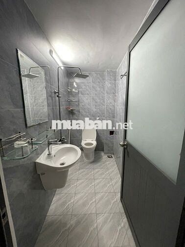 CHO THUÊ NHÀ NGUYÊN CĂN ĐƯỜNG VƯỜN LÀI  DT 4X20M 1 TRỆT 1 LẦU 4PN 2 WC