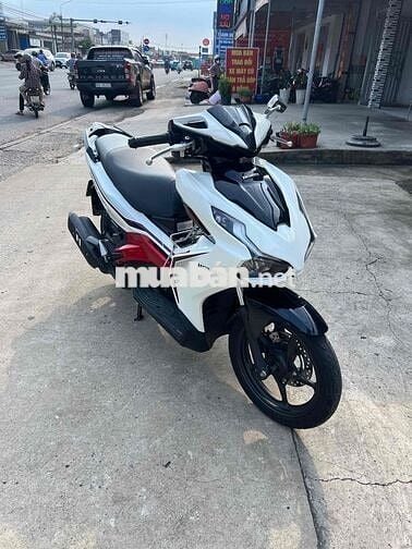 Honda Air Blade 125 Trắng, Đỏ, Đen bán trả góp