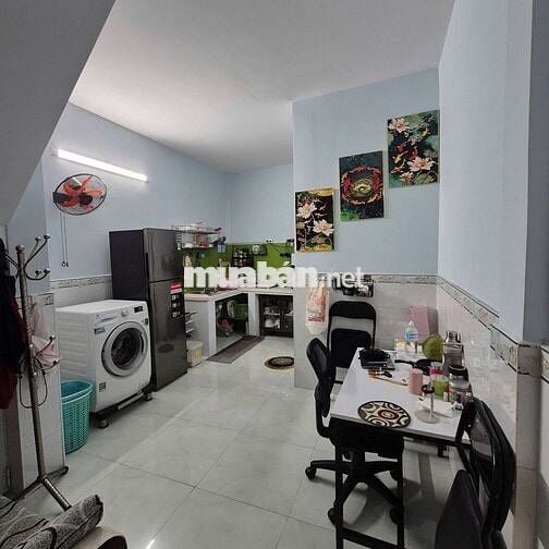 Bán nhà hẻm rộng thoáng đường Phạm Thế Hiển P4 Q8 
