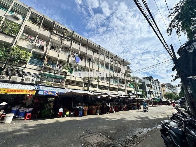 Căn hộ SHR 45m2 1pn Cư xá Lạc Long Quân Q11, ngay Chợ hoa Đầm Sen