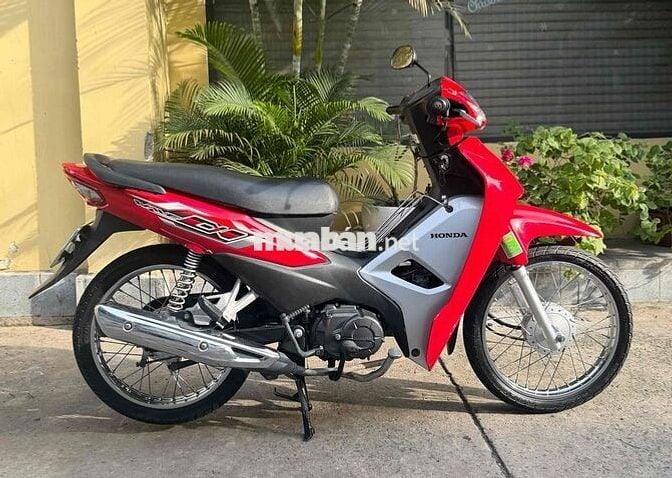 Honda Wave 2022 chính chủ, máy zin êm biển SG