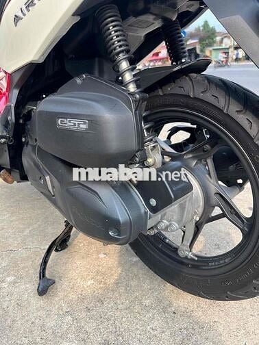 Honda Air Blade 125 Trắng, Đỏ, Đen bán trả góp