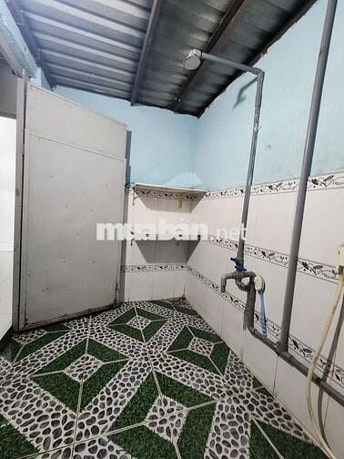 CHO THUÊ NHÀ CẤP 4, SÂN RỘNG, ĐƯỜNG NHỰA 6 MÉT