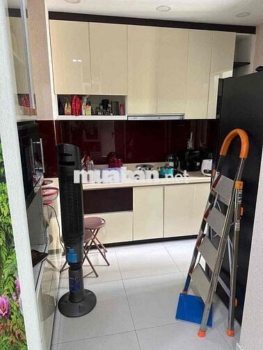 BÁN GẤP CC HOÀNG QUỐC VIỆT NGAY KHU PHÚ MỸ HƯNG CC MỚI ĐẸP