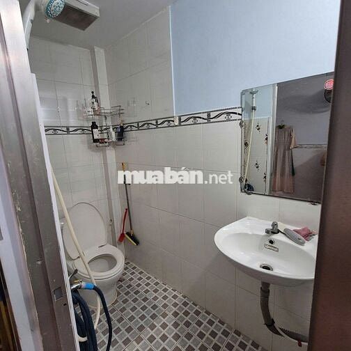 Bán nhà hẻm rộng thoáng đường Phạm Thế Hiển P4 Q8 