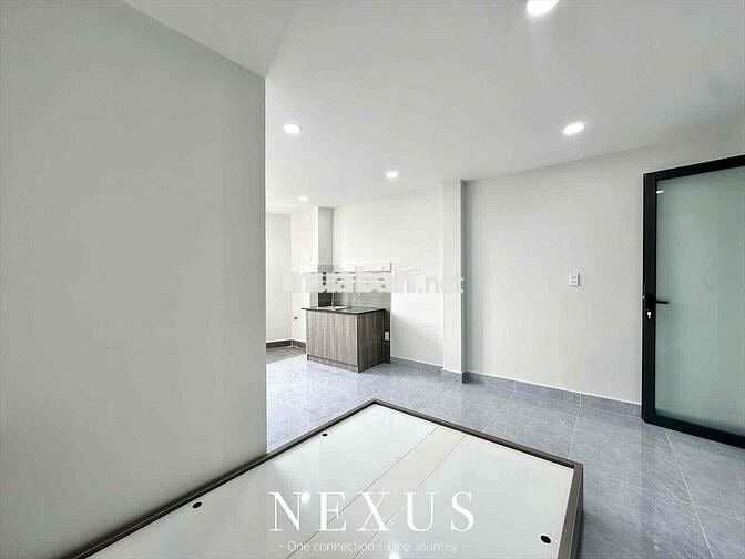Studio full nội thất - cửa sổ trời to - rộng 30m2