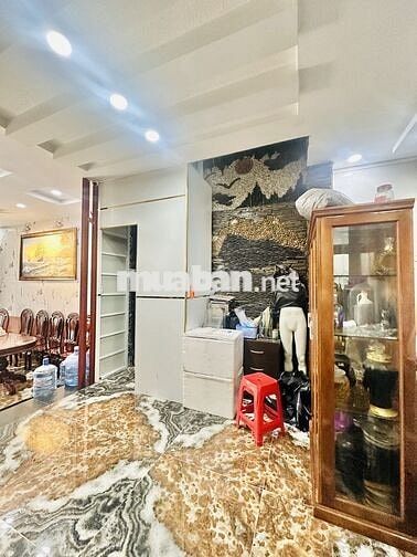 BÁN NHÀ TÂN HƯƠNG – Ô TÔ VÀO NHÀ – KHU VIP 