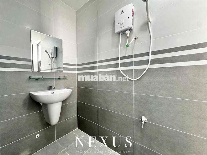 Studio full nội thất - cửa sổ trời to - rộng 30m2
