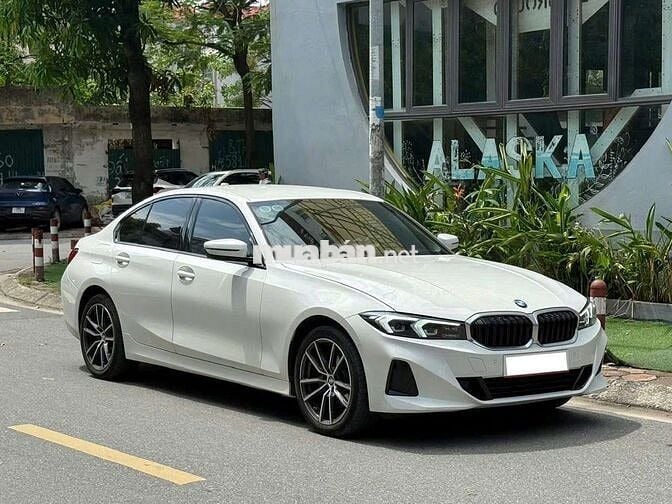 BMW 320i Sportline 2024 Trắng/Kem 17000 km
