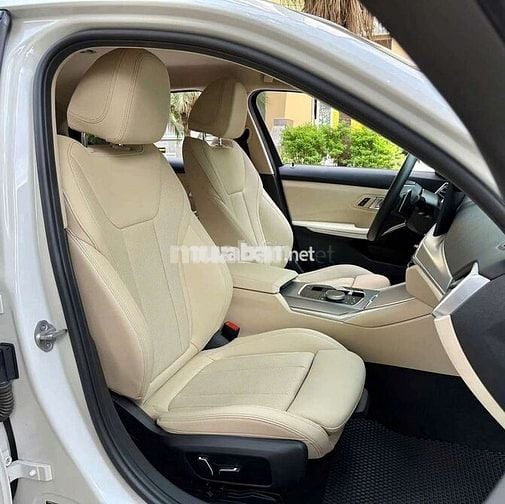 BMW 320i Sportline 2024 Trắng/Kem 17000 km