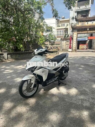 AB 2017 máy zin chính chủ biển đẹp côn khoẻ