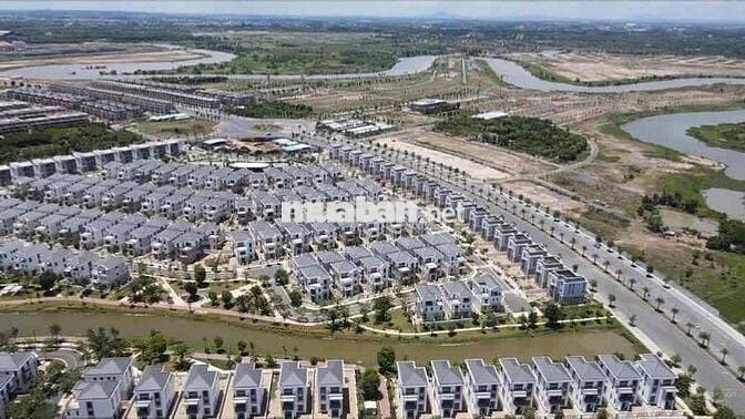 cho thuê nhà trống mới nhận 160m2 aquacity giá rẻ