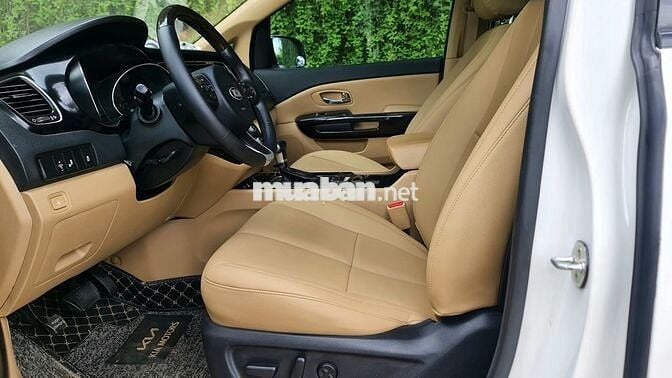 KIA Sedona 2018 2.2 Full Dầu Trắng 7 chỗ