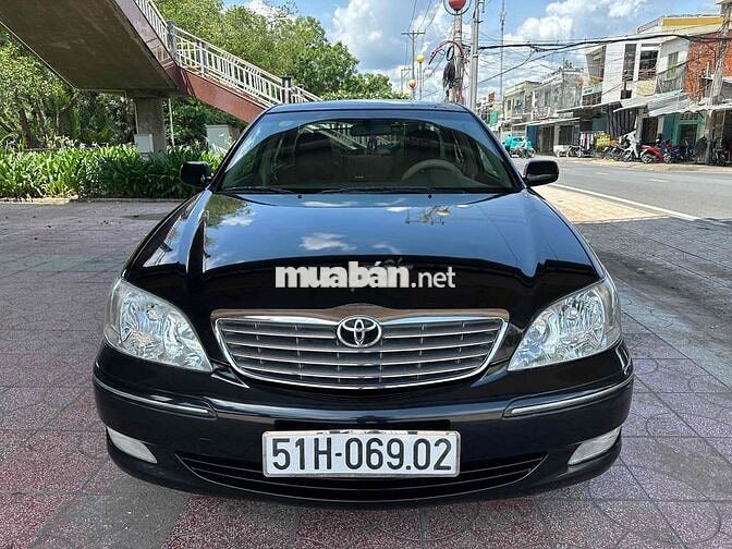 Toyota Camry 2.4 Số sàn 2005 Đen